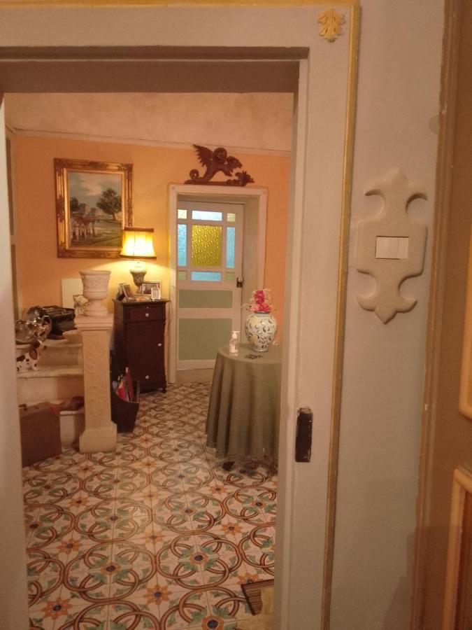 Suite 120 Noto Exteriér fotografie